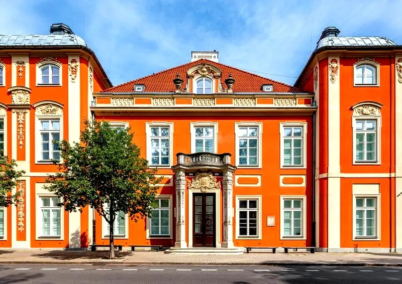 Malarstwo na ASP w Warszawie – poznaj program i szczegóły rekrutacji