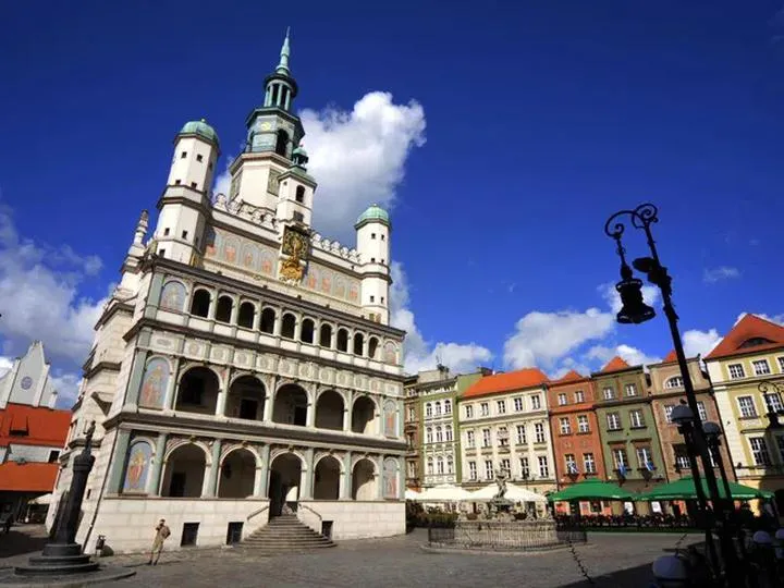 Odkryj Najpiękniejsze Renesansowe Zabytki w Polsce i Europie – Historia, Która Zachwyca