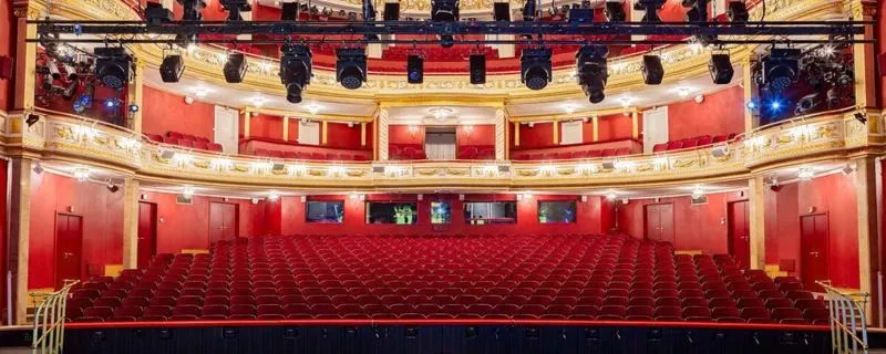 Odkryj repertuar Teatru Wielkiego w Poznaniu: spektakle i bilety na 2026 rok