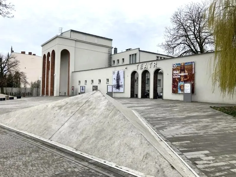 Wyjątkowe spektakle czekają w Gnieźnie - odkryj repertuar dla dzieci w teatrze!