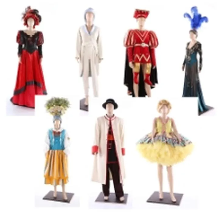 Zanurz się w świat teatru: Kto tworzy kostiumy i rekwizyty, odkrywając ich tajemnice?