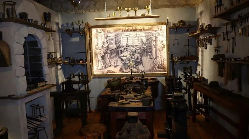 Złote i srebrne skarby: Muzeum sztuki złotniczej w Kazimierzu Dolnym czeka na odkrycie