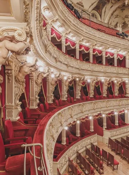 Akustyka w teatrze