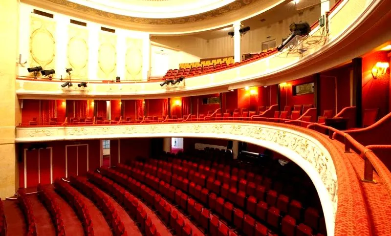 Dyrektorzy Teatru Polskiego