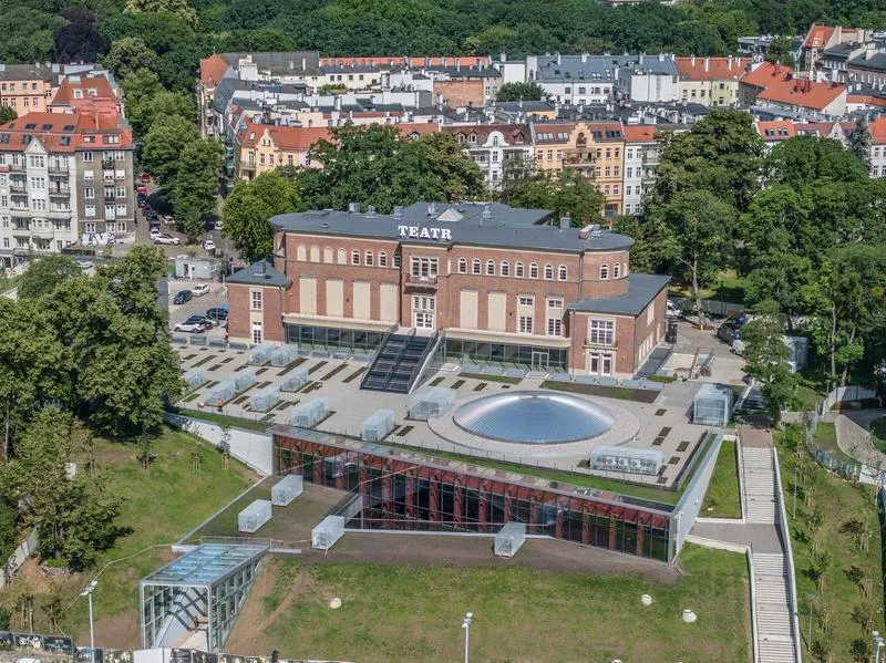 Nowoczesna architektura i historia