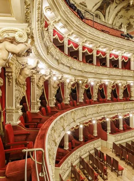 Recenzje teatralne