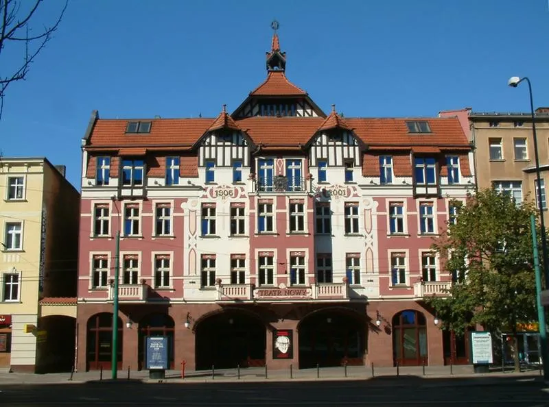 Spektakle w teatrze
