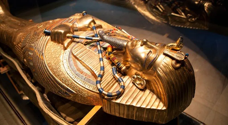 Zaginione grobowce i skarby